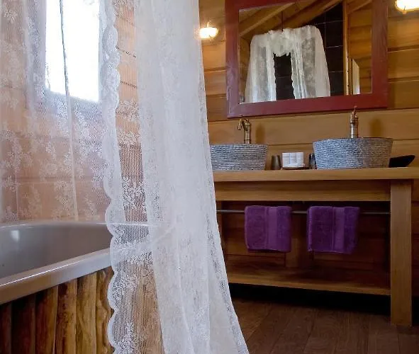 Chateau De Valmer 5* لا كروا فالميه