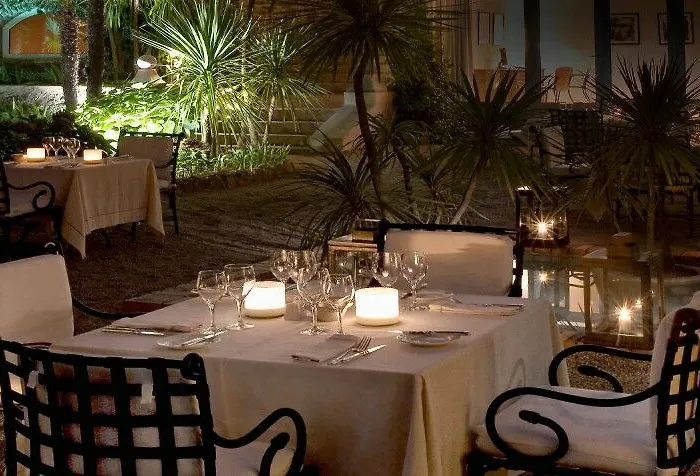 Chateau De Valmer Hotell 5*